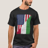 Half USA Flag Half Hungary Flag American Hungarian Tシャツ (正面)