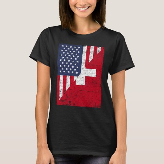Half USA Flag Half Switzerland Flag American Swiss Tシャツ (正面)