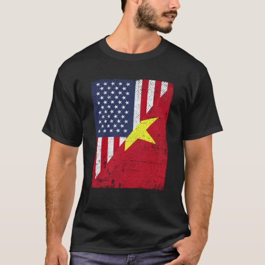 Half USA Flag Half Vietnam Flag American Vietnames Tシャツ (正面)