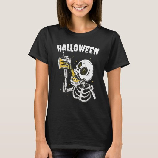 Halloween Beer Drinking Skeleton Tシャツ (正面)