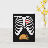 Halloween Dad Skeleton Taco Belly Funny Pregnancy カード (黄色い花)