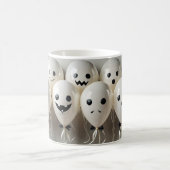Halloween Ghost Balloons With Funny Faces Mug コーヒーマグカップ (中央)
