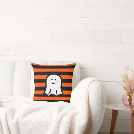 Halloween Ghost on Black and Orange Stripes  クッション (ソファ)