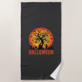 Halloween Haunted Tree Witch and Black Cats ビーチタオル (正面)