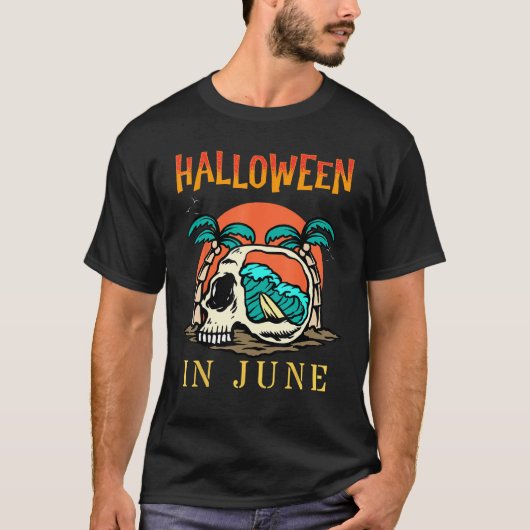 Halloween in June  Summer Vacation Beach Family Tr Tシャツ (正面)
