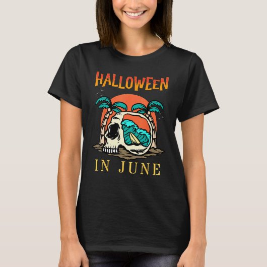Halloween in June  Summer Vacation Beach Family Tr Tシャツ (正面)