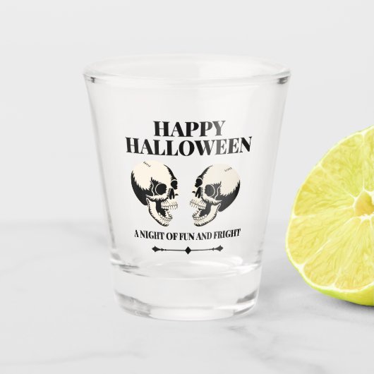 Halloween Laughing Skulls Fun and Fright ショットグラス (正面)