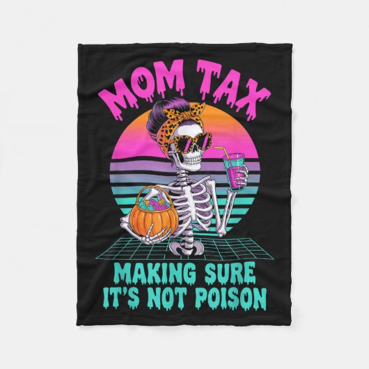 Halloween Mom Tax Making Sure It's Not Ison Skelet フリースブランケット (正面)