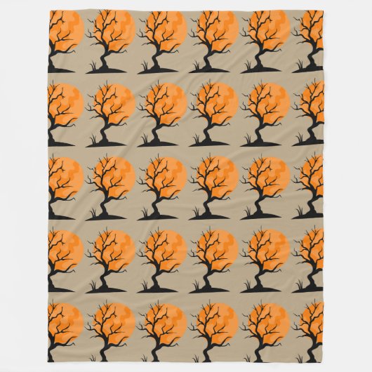 Halloween Moonlit Trees フリースブランケット (正面)