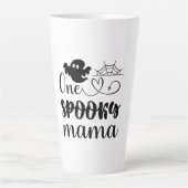 Halloween One Spooky Mama Birthday カフェラテマグ (正面)