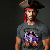 Halloween Pirate Captain of the Cursed Crew Tシャツ
