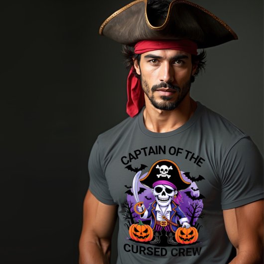 Halloween Pirate Captain of the Cursed Crew Tシャツ