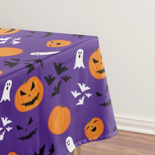 Halloween pumpkins ghosts bats fun purple pattern テーブルクロス (インサイチュ)