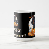 Halloween spooky spirit with adorable black cat コーヒーマグカップ (中央)