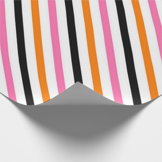 Halloween Stripes – Bold Diagonal Pattern ラッピングペーパー (角)