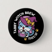 Halloween Tabby Cat – Witch Hat & Potion Art 缶バッジ (正面)