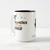 Halloween Witch Coffee Broomstick Parking Funny ツートーンマグカップ (正面左)