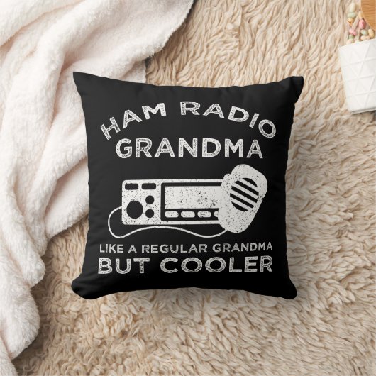 Hamラジオおばあちゃんが普通のおばあちゃんのようにクール クッション (ブランケット)