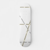 HAMbWG – ホワイトスケートボードとバーロゴ スケートボード (正面)