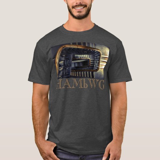 HAMbyWG – メンズベーシックDark Tシャツ – 階段 (正面)