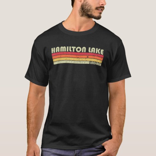 HAMILTON LAKE INDIANA Funny Fishing Camping Summer Tシャツ (正面)