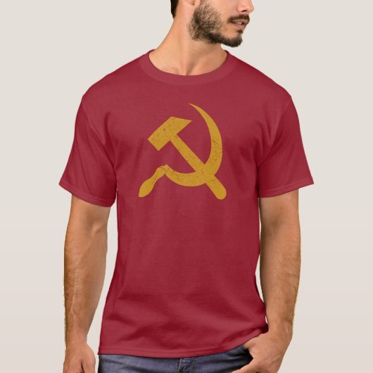 Hammer and Sickle - Communism Symbol Red Tシャツ (正面)