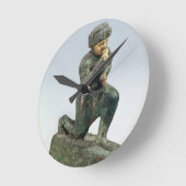 、Hammurabi sacreの前に祈っているバビロンの王 ラウンド壁時計 (傾斜)