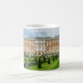 Hampton Court Palace, London - Classic Mug コーヒーマグカップ (中央)