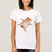 Hamster at Yoga Stretching Legs Tシャツ (正面)