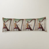 Hamster Harpist – Elegant Musical Illustration ボディピロー (裏面)