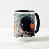 Hanauma湾ハワイ- Achileesの独特の味の魚 マグカップ (正面右)