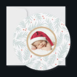 Hand 絵を描 Pine Christmas Photo Card シーズンカード<br><div class="desc">手のパイン絵を描スの枝とベリのパターン。このラウンドクリスマスフォトカードは、クリスマスの第1回を記念してベビーに最適である。</div>