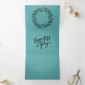 Hand 絵を描 White &  Aqua雪片オンティール（緑がかった色）写真 三つ折りクリスマスカード (内部)