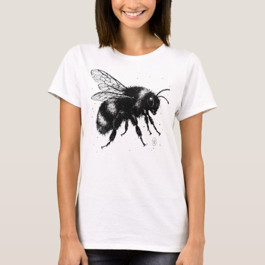 Hand‑Drawn Bee Illustration – Detailed Ink Art T‑S Tシャツ (正面)