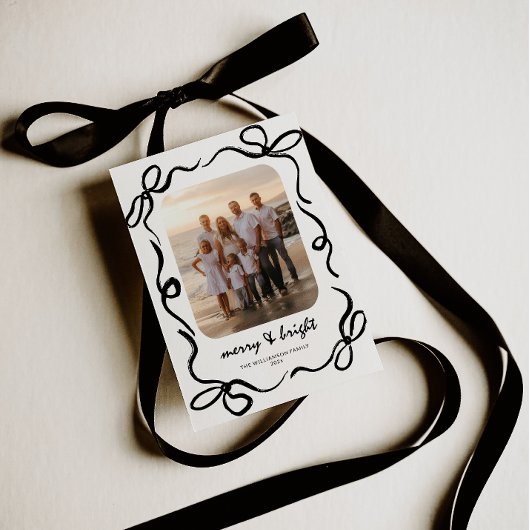 Hand Drawn Black Bow Family Photo Christmas シーズンカード