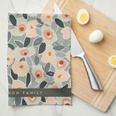 Hand-Drawn Bold Inky Floral Pattern- Sunlit Meadow キッチンタオル (四つ折り)