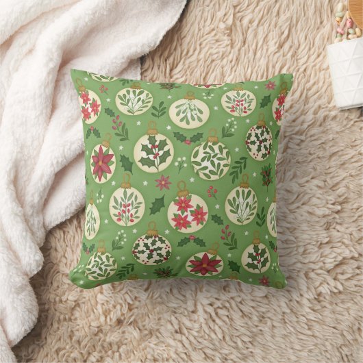 Hand Drawn Christmas Ornaments Throw Pillow クッション (ブランケット)
