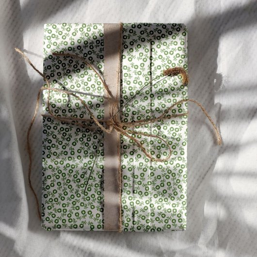  Hand-drawn ditsy Sage Green Daisies – Mini Floral ラッピングペーパーシート