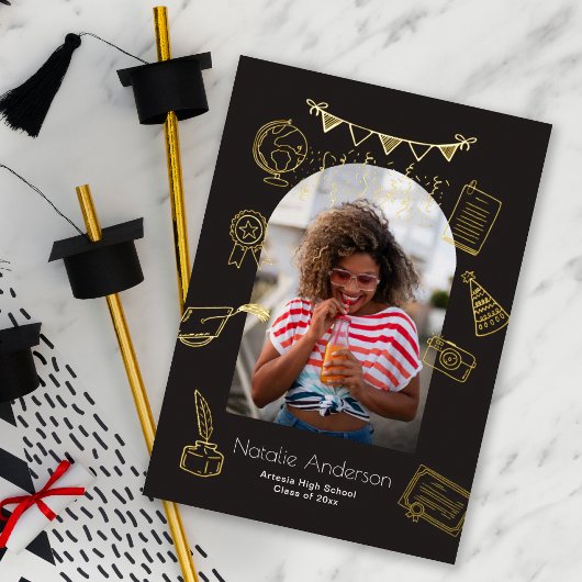 Hand Drawn Doodles Arch Photo Graduate Gold 箔招待状