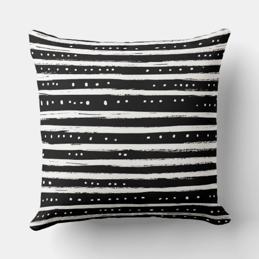 Hand-Drawn Dry Brush Stripe in Black and White クッション (裏面)