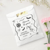 Hand Drawn Halloween Adult Birthday Party フェイバーバッグ (封をした状態)