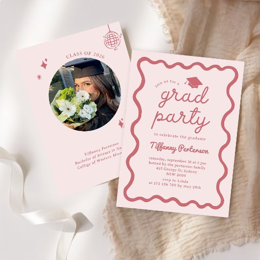 Hand Drawn Pink Graduation Party Invitation 招待状