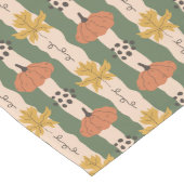 Hand Drawn Pumpkin & Leaf Pattern Table Runner ロングテーブルランナー (コーナー)