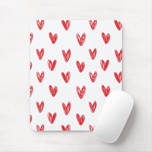 Hand Drawn Red Hearts Pattern – Minimal Valentine マウスパッド (マウス)