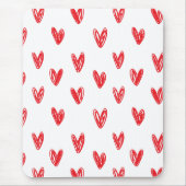Hand Drawn Red Hearts Pattern – Minimal Valentine マウスパッド (正面)