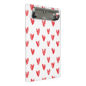 Hand Drawn Red Hearts Pattern – Minimal Valentine ミニクリップボード (アングル)