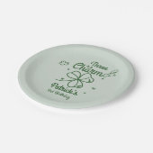 Hand Drawn Shamrock Any Age Birthday ペーパープレート (アングル)