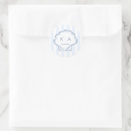 Hand-Drawn Shell Coastal Wedding Monogram ラウンドシール (バッグ)
