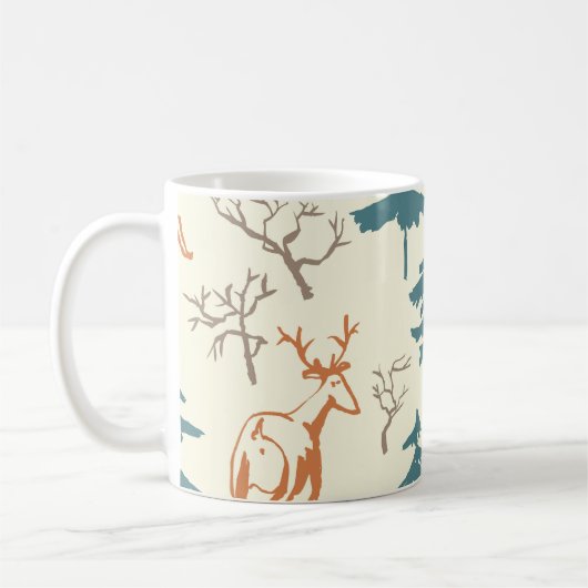 Hand drawn winter seamless pattern with deer and p コーヒーマグカップ (左)