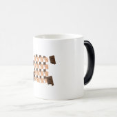 Hand holding a piece of Valentine's chocolate モーフィングマグカップ (正面右)